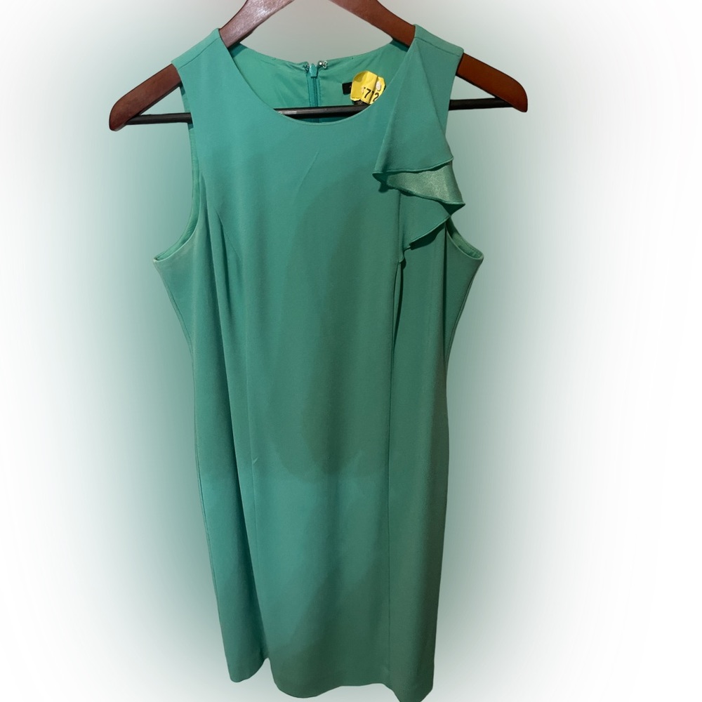 ANN TAYLOR light green dress